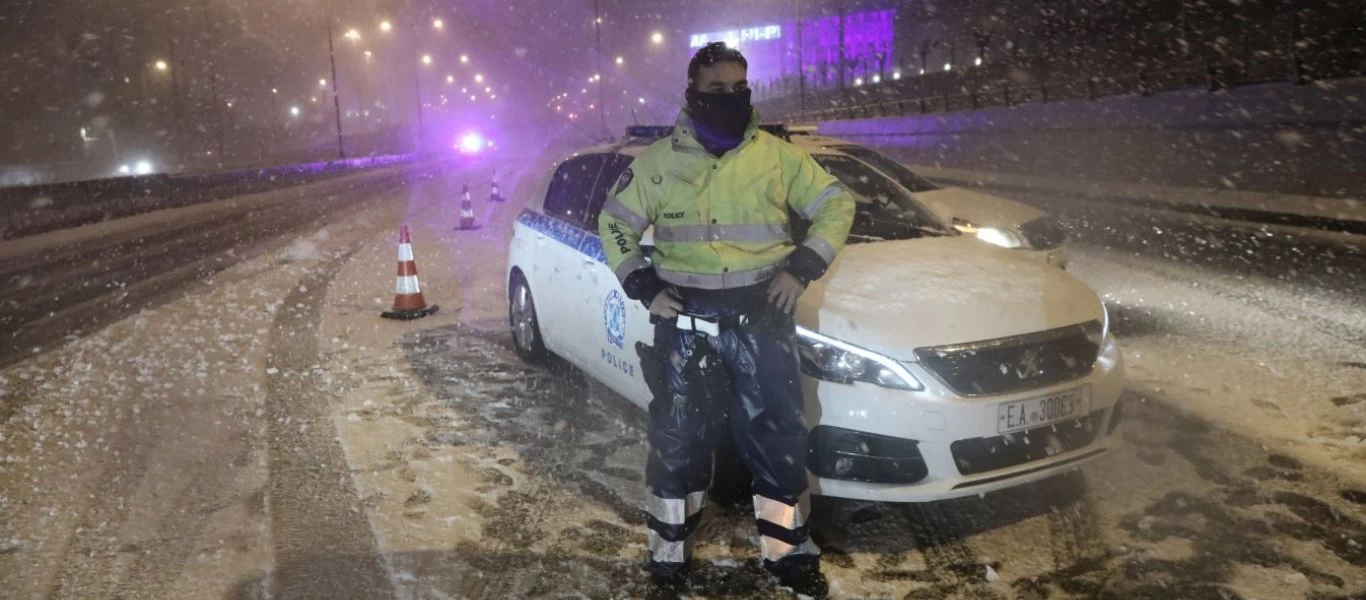 Που έχει απαγόρευση κυκλοφορίας στην Αττική - Προβλήματα σε ΜΜΜ - Σε ποιες περιοχές υπάρχουν θέματα με την ηλεκτροδότηση